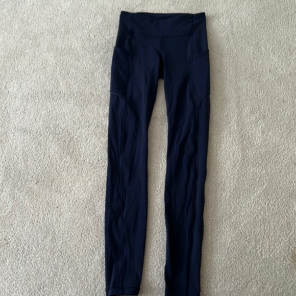 navy blue lululemon leggings - Picture 2 of 6